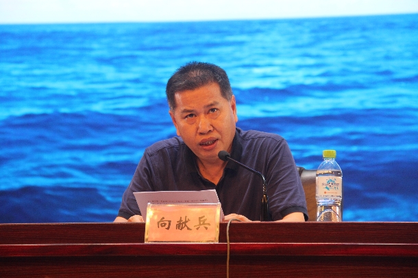 1527754146135468.jpg 向獻(xiàn)兵副書記照片.JPG